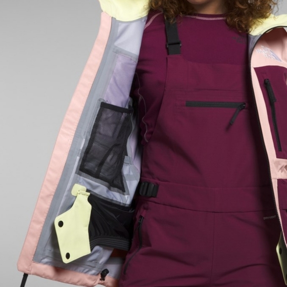 The North Face Jacket - Picture 3 of 17